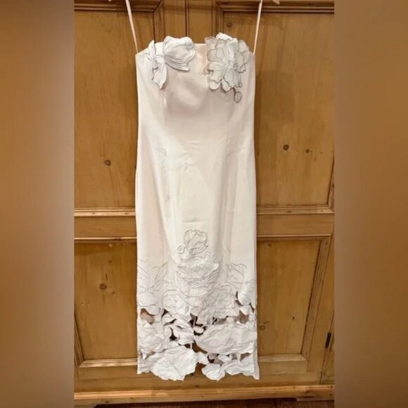 LEO LIN Rayne Strapless Appliqué Midi Dress - Picture 2 of 5